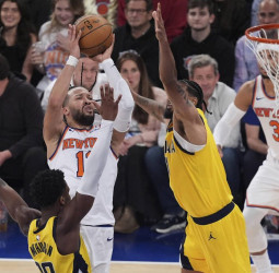 Los Knicks sobreviven, 94-111 [2-3]