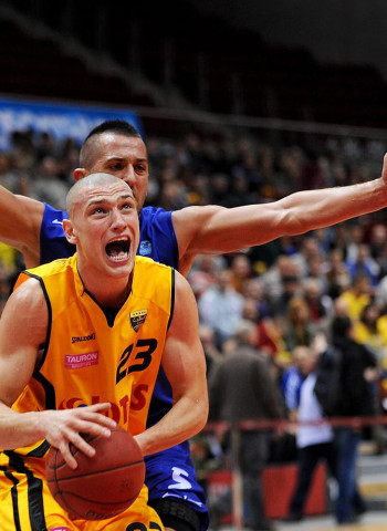 Michal Michalak, más puntos para el Tecnyconta Zaragoza