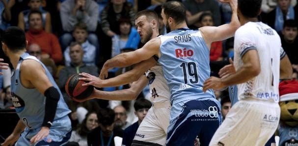 El Monbus Obradoiro se lleva su primer derbi en tierra lucense (88-90)
