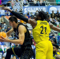 El San Pablo ahuyenta fantasmas en la Champions (92-80)