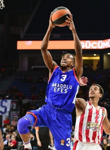 Errick McCollum, agente libre