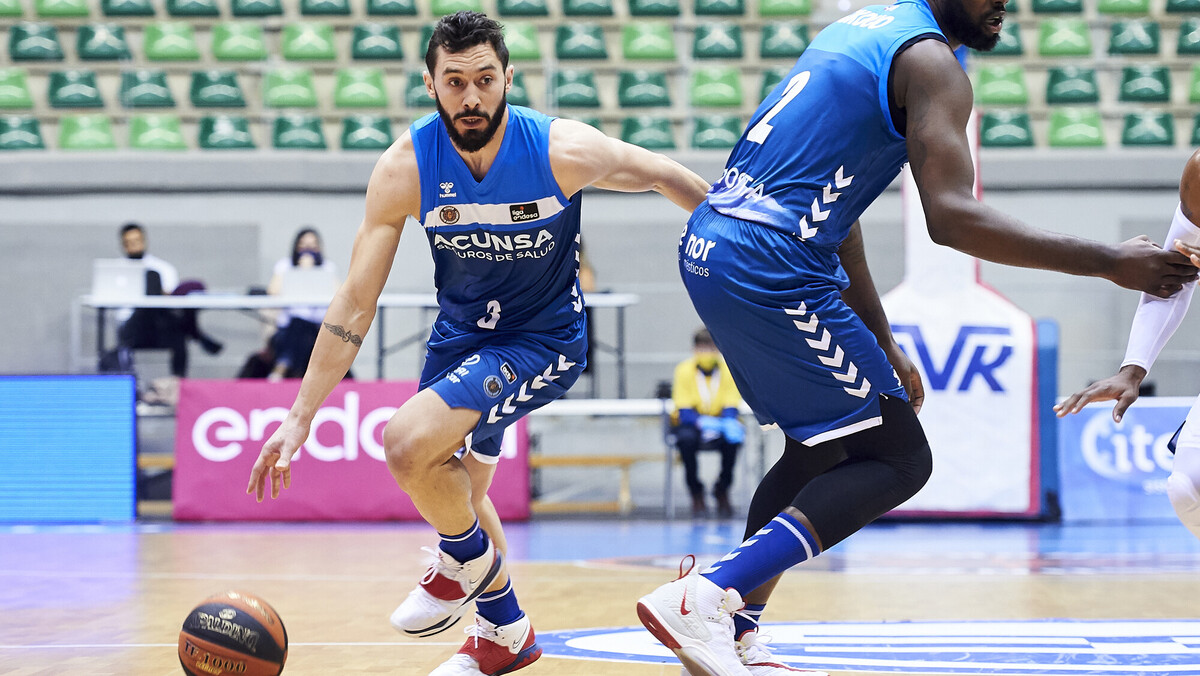 El Acunsa GBC suma con sufrimiento su primera victoria (70-67)