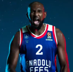 El Anadolu Efes anuncia la renovación de Chris Singleton