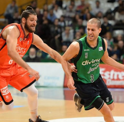 El Monbus Obradoiro incorpora a Albert Sàbat por dos temporadas