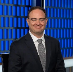Se paraliza el mundo de la prensa NBA, se retira Adrian Wojnarowski
