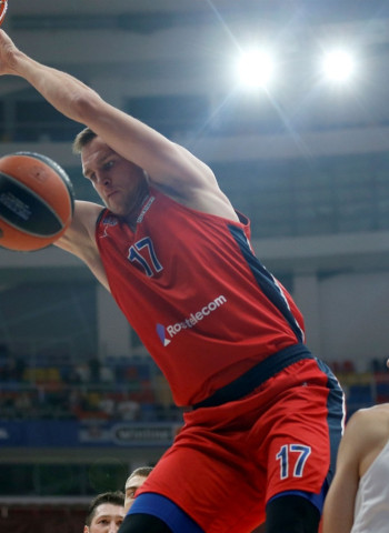El CSKA Moscú supera a un correoso Estrella Roja (78-76)