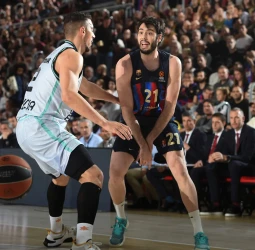Barcelona y Valencia ansiosos por recuperarse en el enfrentamiento totalmente español