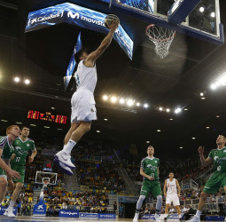 Campazzo lidera a un Real Madrid de arreones (89-84)