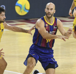 El Barça acaba con la condición de invicto del Iberostar Tenerife (81-74)