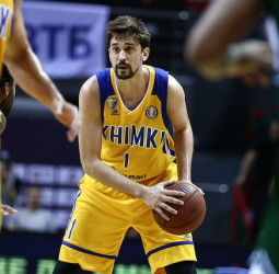 CSKA y Khimki Moscú comienzan los playoffs ganando