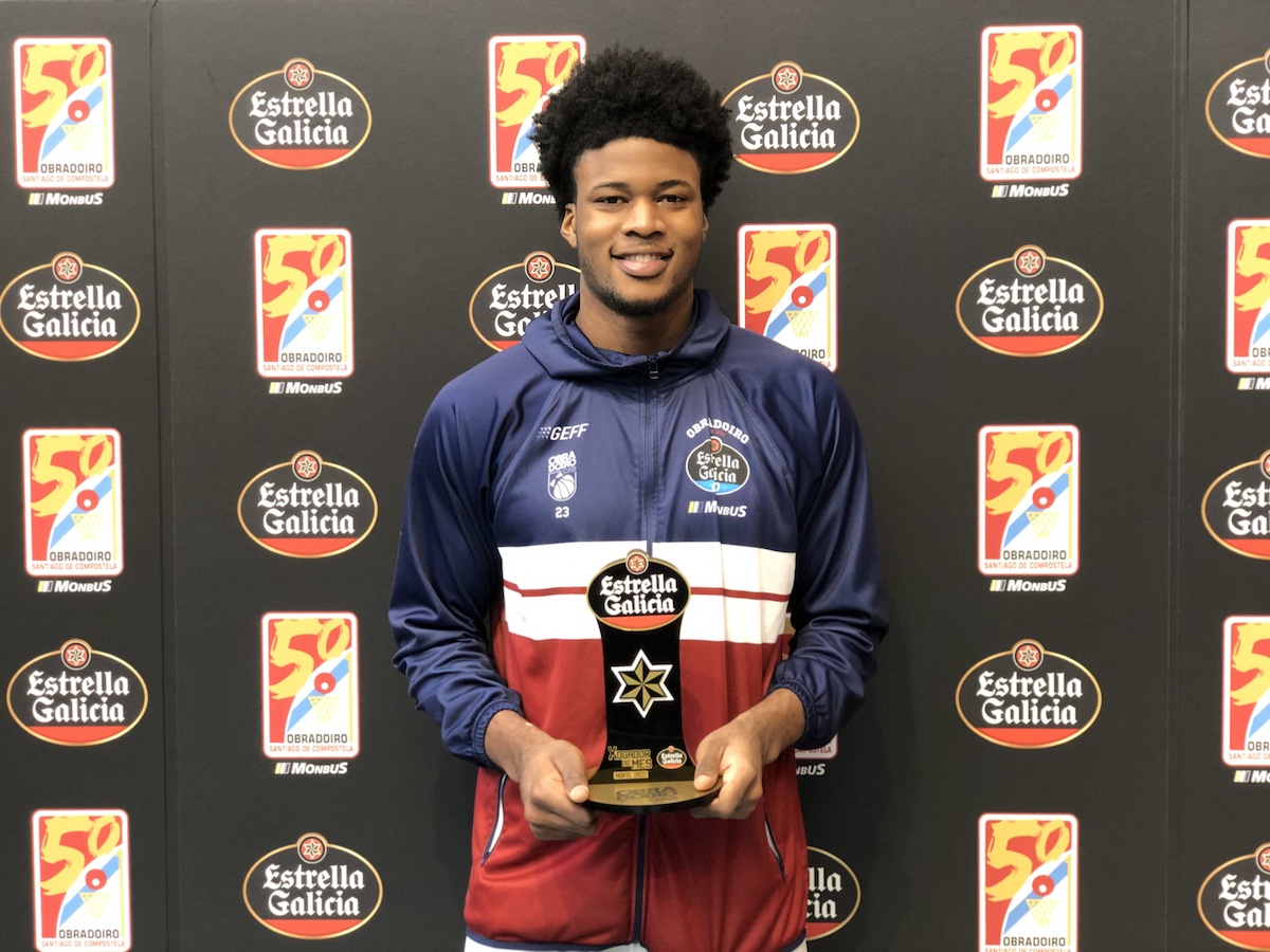 Steven Enoch elegido Jugador Estrella Galicia de Abril