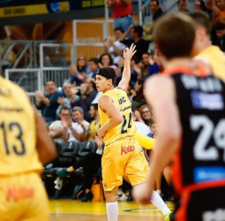 Herbalife Gran Canaria y Kyle Kuric, un año más juntos