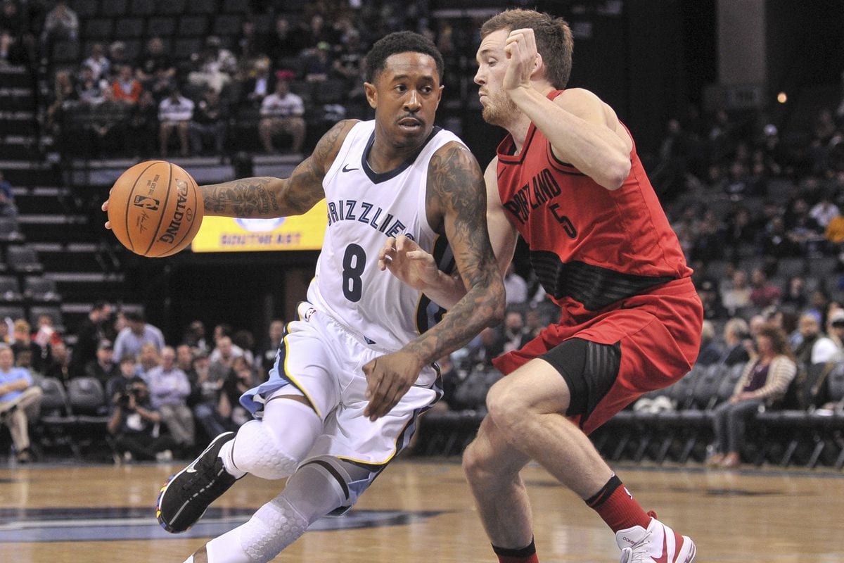 MarShon Brooks se gana un contrato de dos años con los Grizzlies