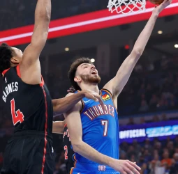 Los Thunder vencen en el regreso de Holmgren a las canchas, 109-121