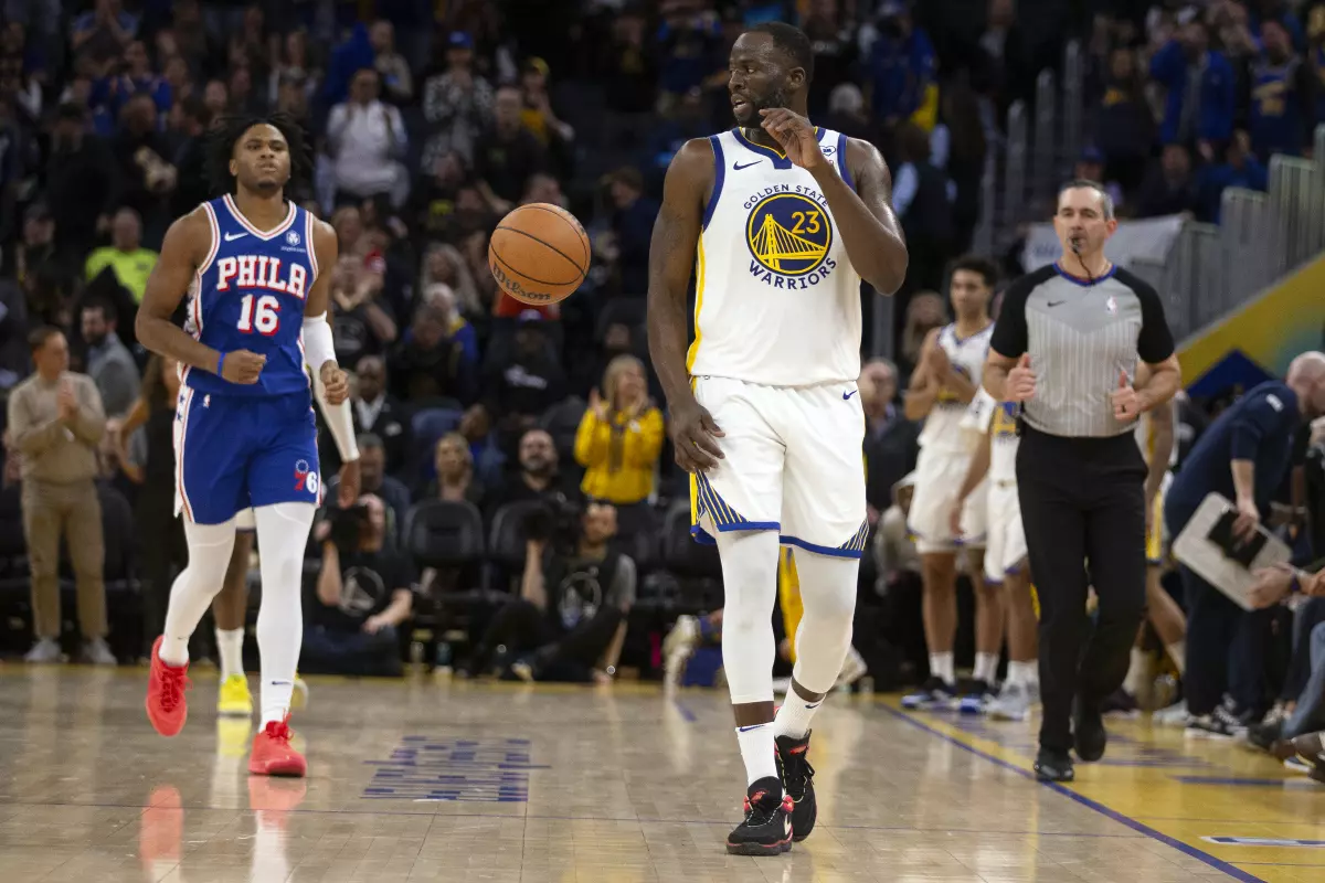 Los Warriors doblegan a los Sixers