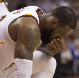 Cavaliers sufre su segunda derrota consecutiva, Williams decide de nuevo y los Lakers pueden con los Spurs