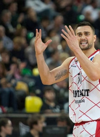 Ivan Paunic ficha por el Tofas Bursa
