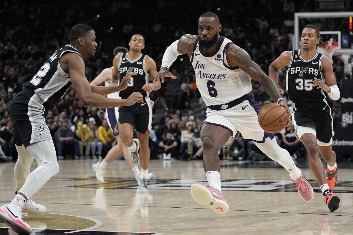 Un vistazo a la noche NBA