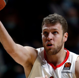 Sasha Vezenkov, MVP de la jornada 13 de la EuroLeague