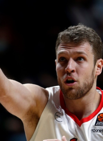 Sasha Vezenkov, MVP de la jornada 13 de la EuroLeague