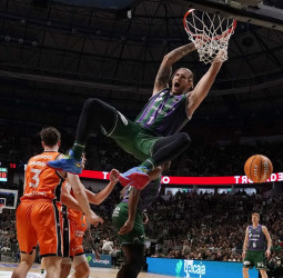 El Unicaja gana y es campeón de invierno, 94-86