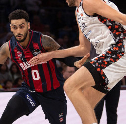 Baskonia suda ante el Derthona pero se lleva el Trofeo Álava (86-85)