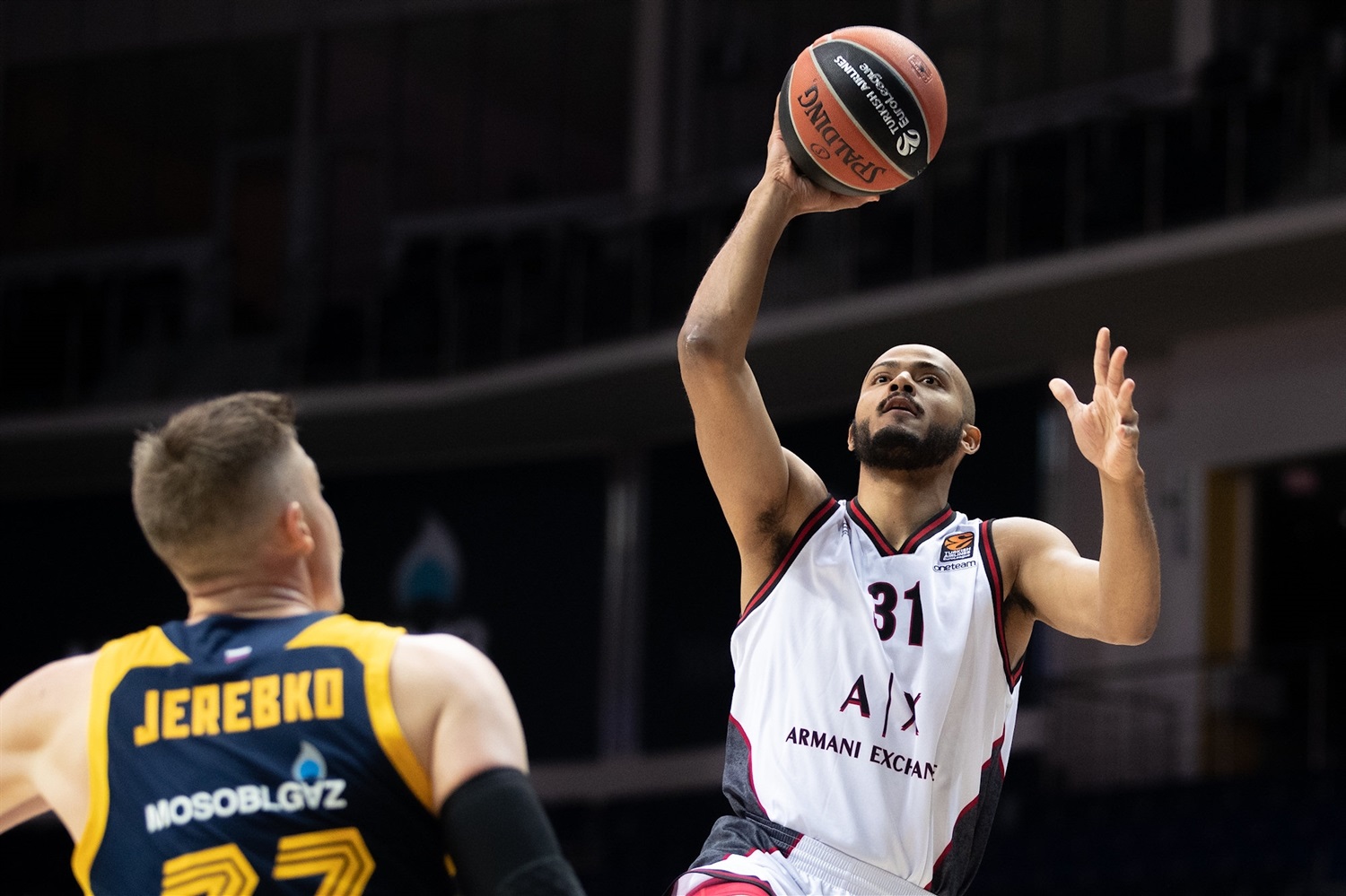 Shields lidera el festival del Milán ante el Khimki (93-102)