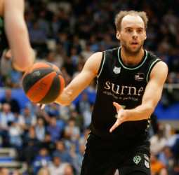 Monbus Obradoiro incorpora al sueco Denzel Andersson para reforzar su juego interior
