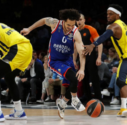 Previa EuroLeague Jornada 2: Anadolu Efes vs Fenerbahce