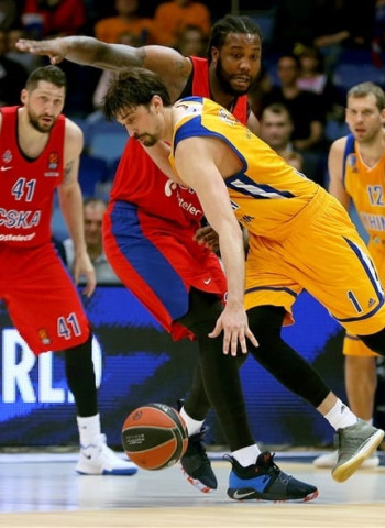 Shved lidera a un Khimki que se estrena en la serie (79-73)