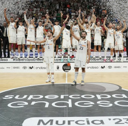 El Real Madrid no se baja de su trono en la Supercopa Endesa (81-88)