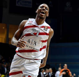 James Nunnally oficializa su marcha del Armani Milán y ficha por los Shanghai Sharks