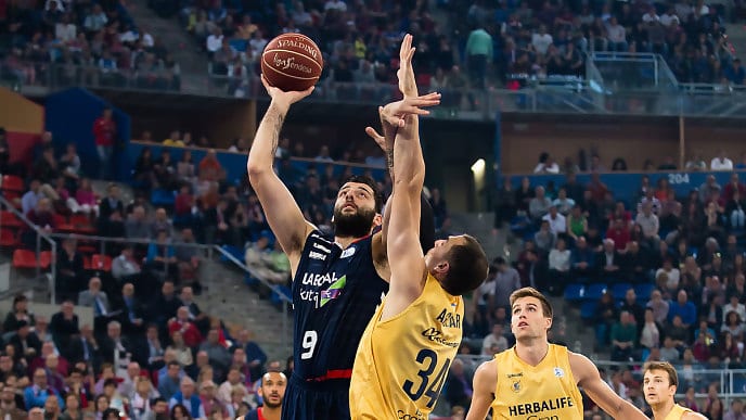 Victoria del Laboral Kutxa para disputar las semifinales cuatro años después (78-71)