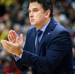 Pedro Calles sustituye a Israel González como entrenador de ALBA Berlín