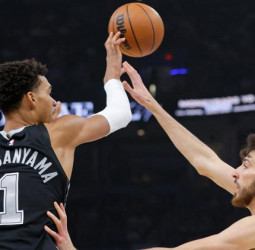 La noche NBA: Primera derrota de los Celtics, y los Warriors siguen ganando sin Curry