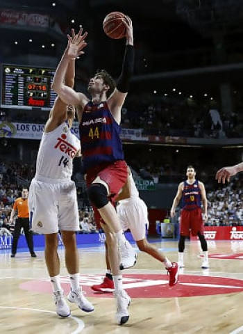 Ante Tomic, sancionado con 20.000 euros y un partido por la EuroLeague