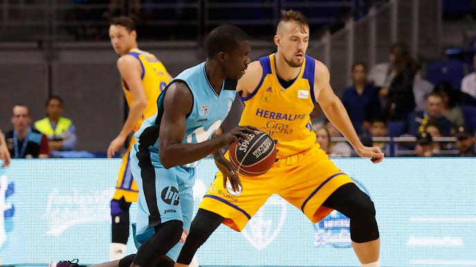 Movistar Estudiantes y Herbalife GC le dan un gran homenaje a Savane (88-75)