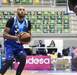 Una visita al líder para retomar la temporada de Liga Endesa