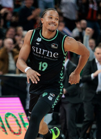 Melwin Pantzar extiende su vinculación con Surne Bilbao Basket hasta 2026