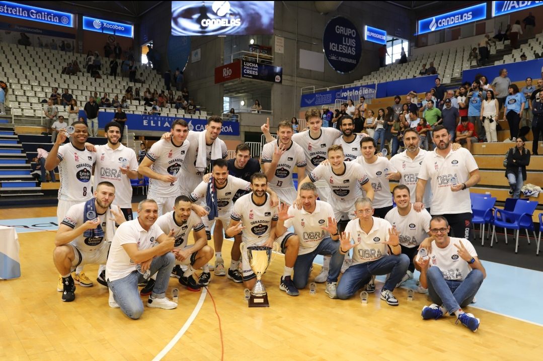 El Monbus Obradoiro consigue su décima Copa Galicia tras vencer al Rio Breogán