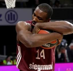 Serge Ibaka se vuelve a enamorar del baloncesto en la EuroLeague