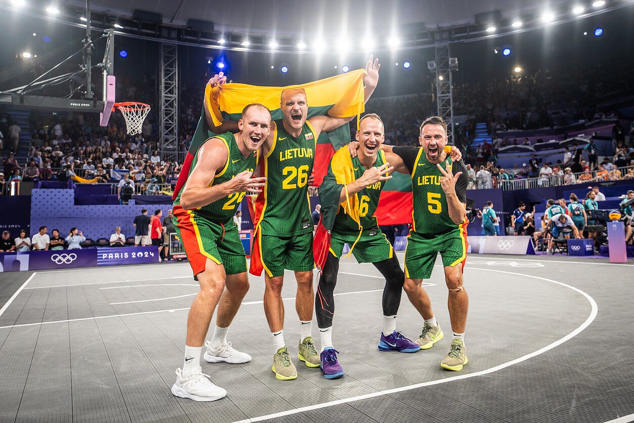 Lituania, bronce en el 3x3 masculino