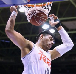 Los 10 jugadores que llegan más on fire al Playoff