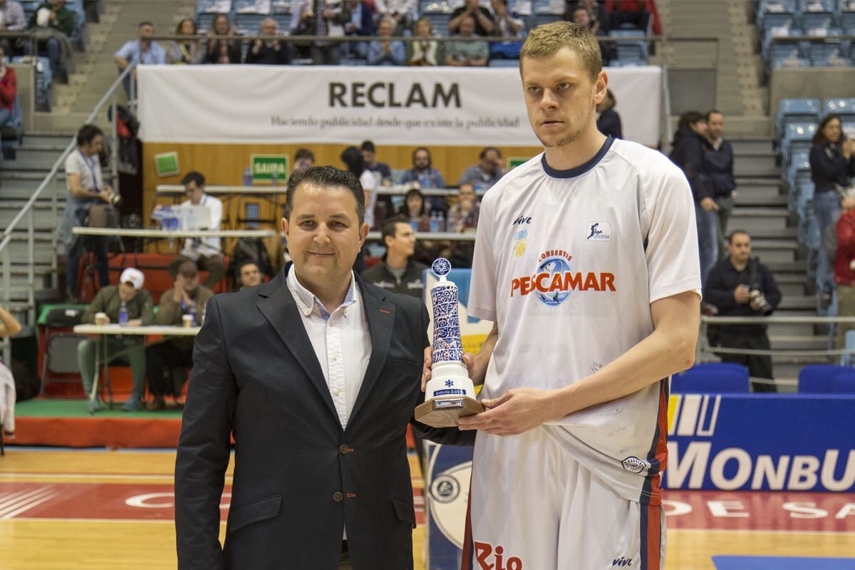 Eimantas Bendzius, Jugador Estrella Galicia