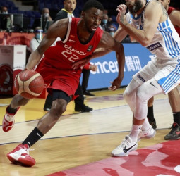 Canadá debuta con triunfo ante Grecia