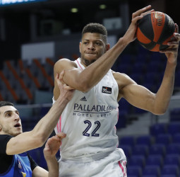 Walter Tavares, Jugador de la Jornada 24