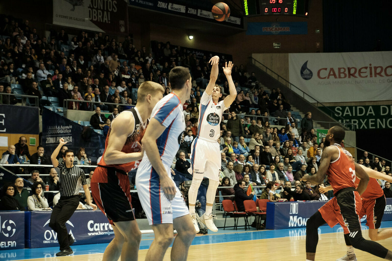 Fletcher Magee continuará su carrera en Europa con el Buducnost