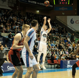 Fletcher Magee continuará su carrera en Europa con el Buducnost