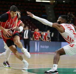El Bayern Munich supera al Estrella Roja en el último cuarto (74-59)