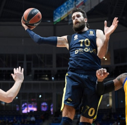 Datome ante los rumores: "Primero terminamos la temporada, y luego veremos"